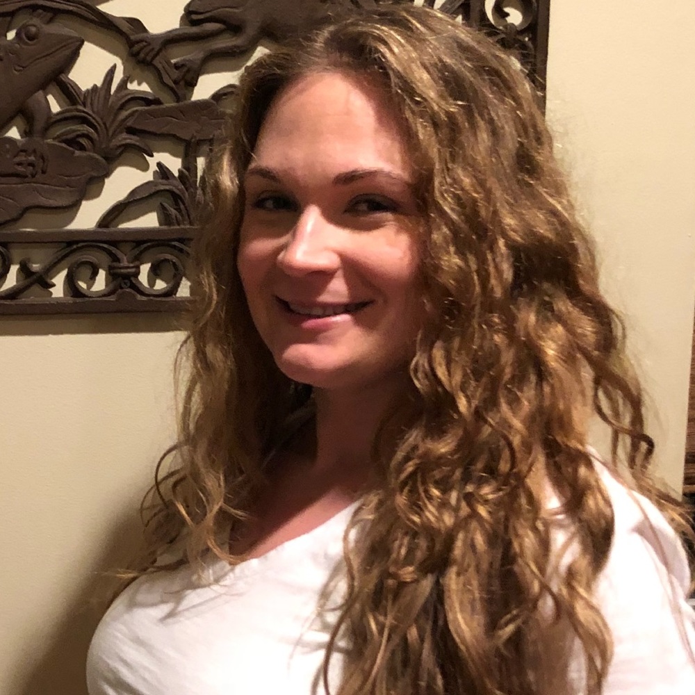 Meet your Posher, Lydia